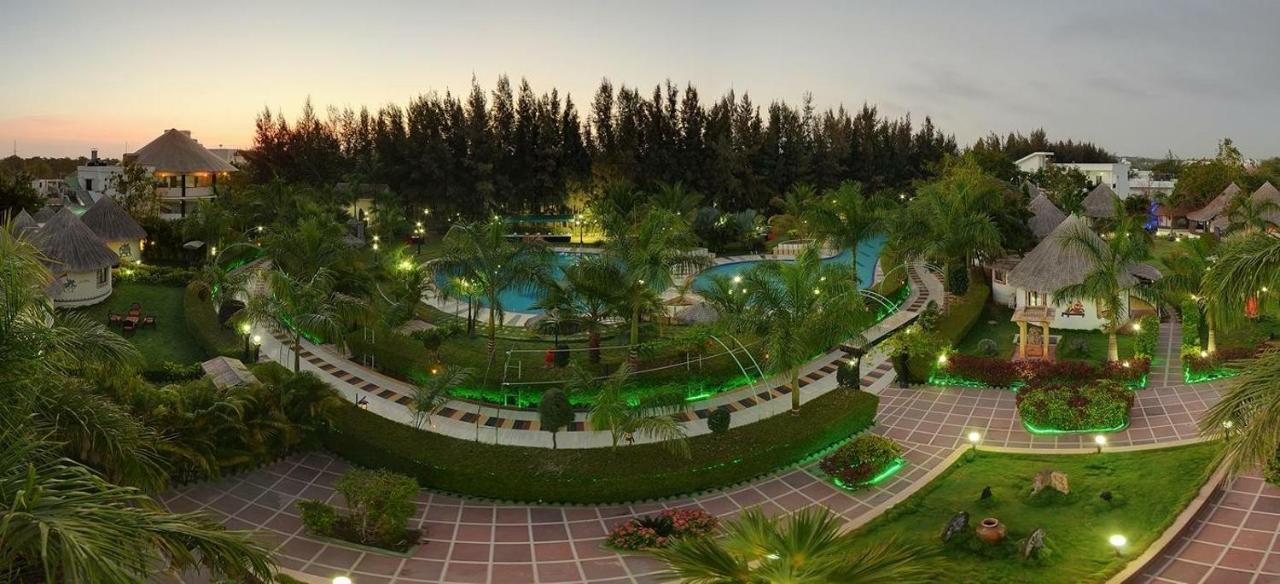 Ryan Resort Бхудж Экстерьер фото